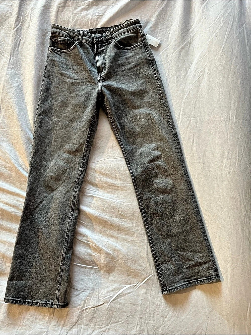 ZARA Straight Leg Jeans in Gray Size 0 Like New